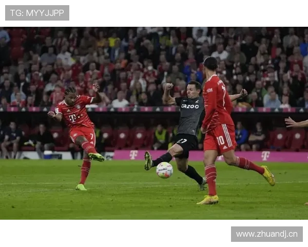 拜仁国内霸主地位出现松动迹象：竞争格局变化对联赛走势产生影响