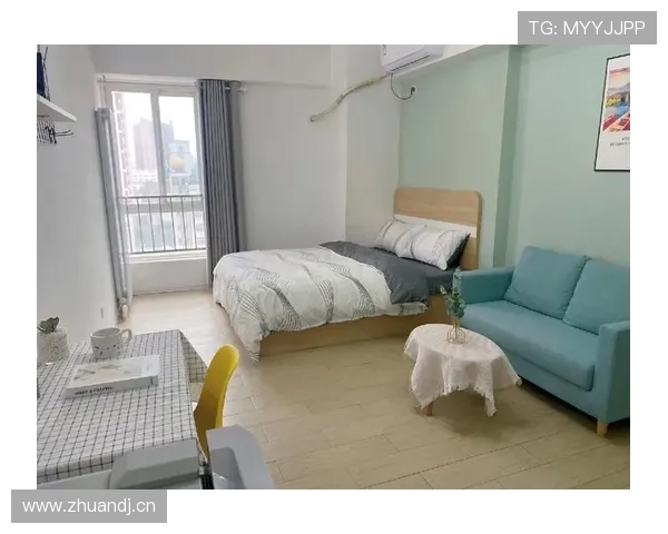 史梦瑶晒居家照，厨房那套器皿把我的租房氛围直接灭了