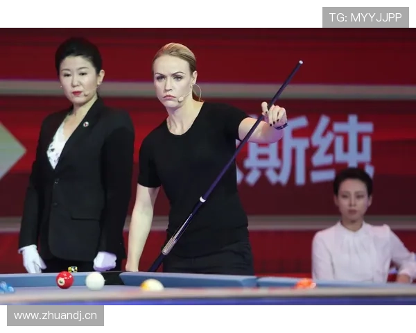 潘晓婷家里摆满奖杯，却连个像样的沙发都舍不得换？